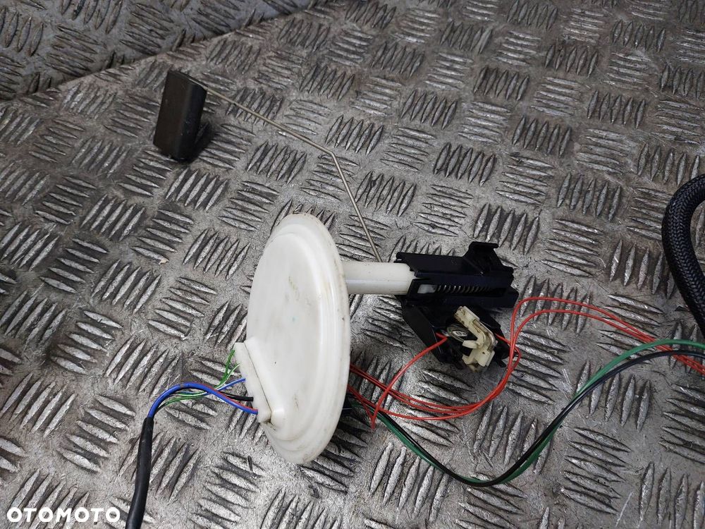 POMPKA PALIWA + PŁYWAK VOLVO S60 I 2.4 20V 8649681 0580313099 - 2