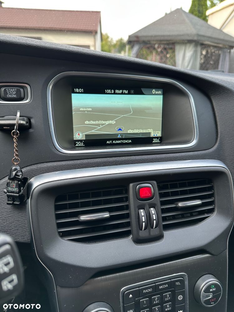 Volvo V40 D2 - 14