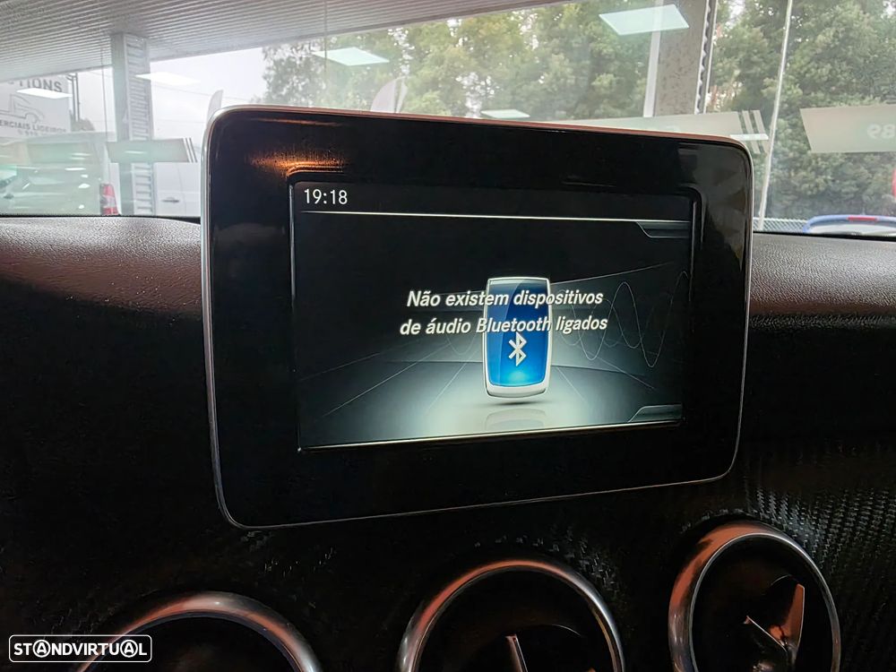 Mercedes-Benz A 200 CDI 7G-DCT AMG Line - 20
