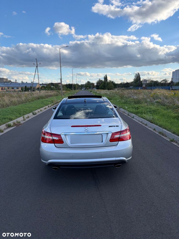 Mercedes-Benz Klasa E - 6