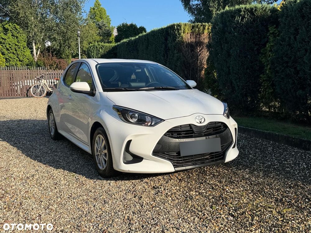 Toyota Yaris 2024 photo 3