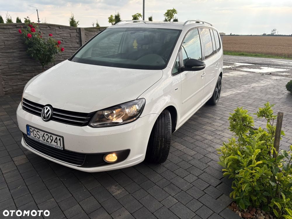 Volkswagen Touran - 1