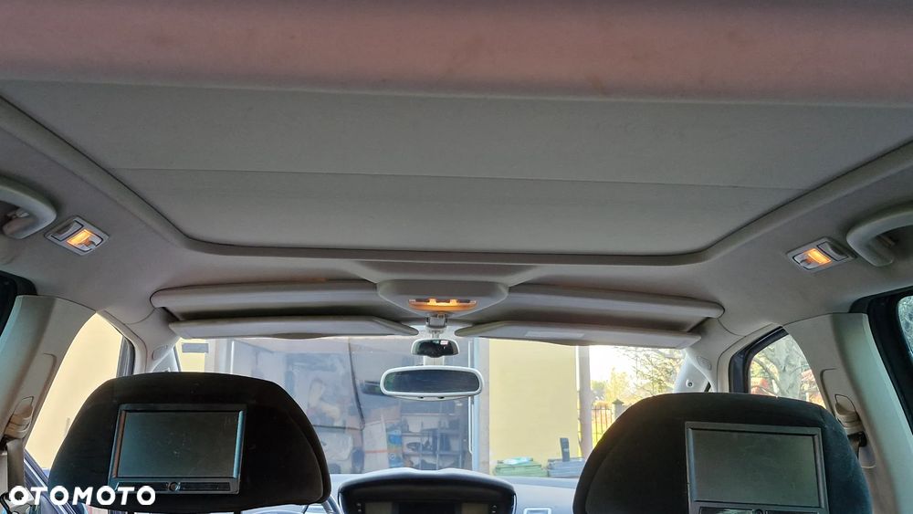 Citroën C4 Picasso 2.0 16V Exclusive - 26