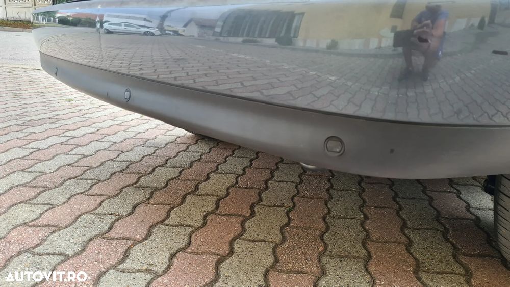 Volkswagen Sharan 1.9 TDI Automatik United - 10