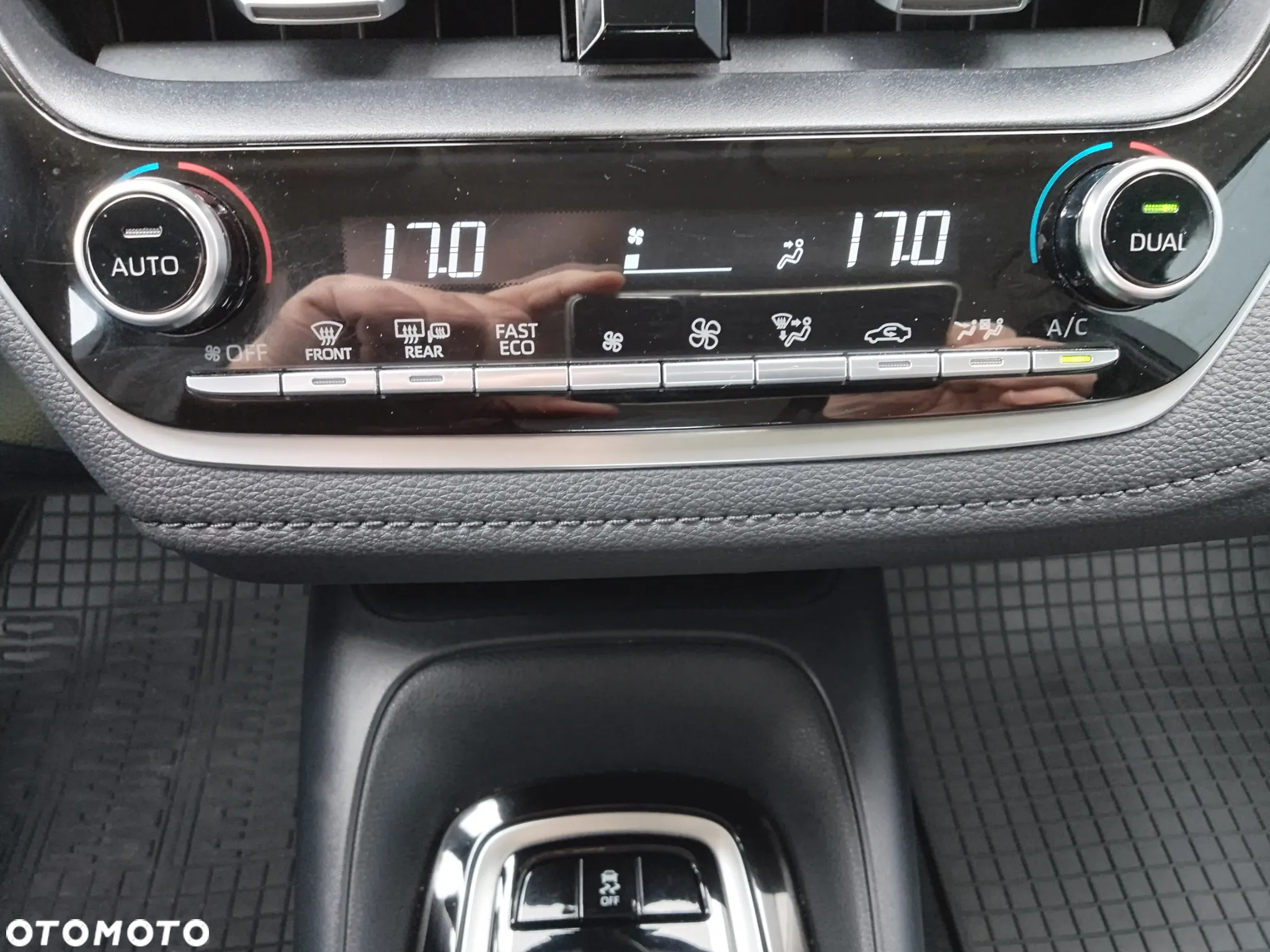 Toyota Corolla 1.5 Comfort - 22