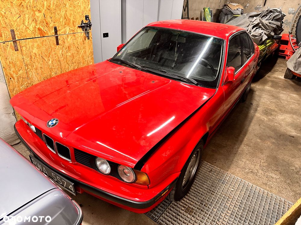 BMW Seria 5 ver-525i - 25