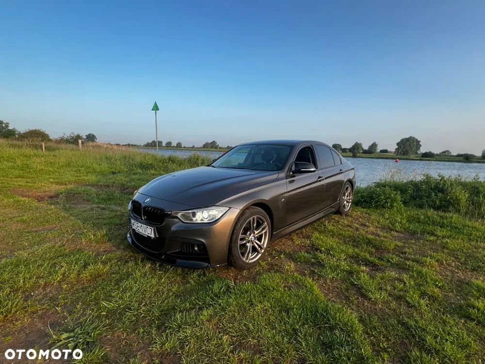 BMW Seria 3 320i Efficient Dynamics Edition Sport Line - 14