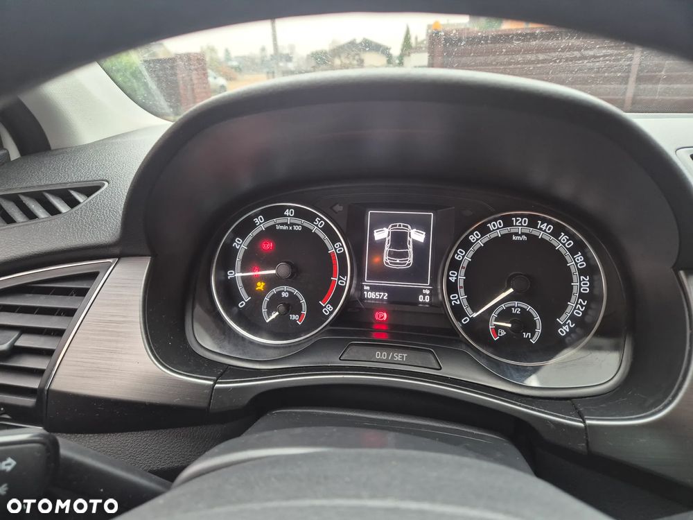 Skoda Fabia 1.0 MPI Edition - 8