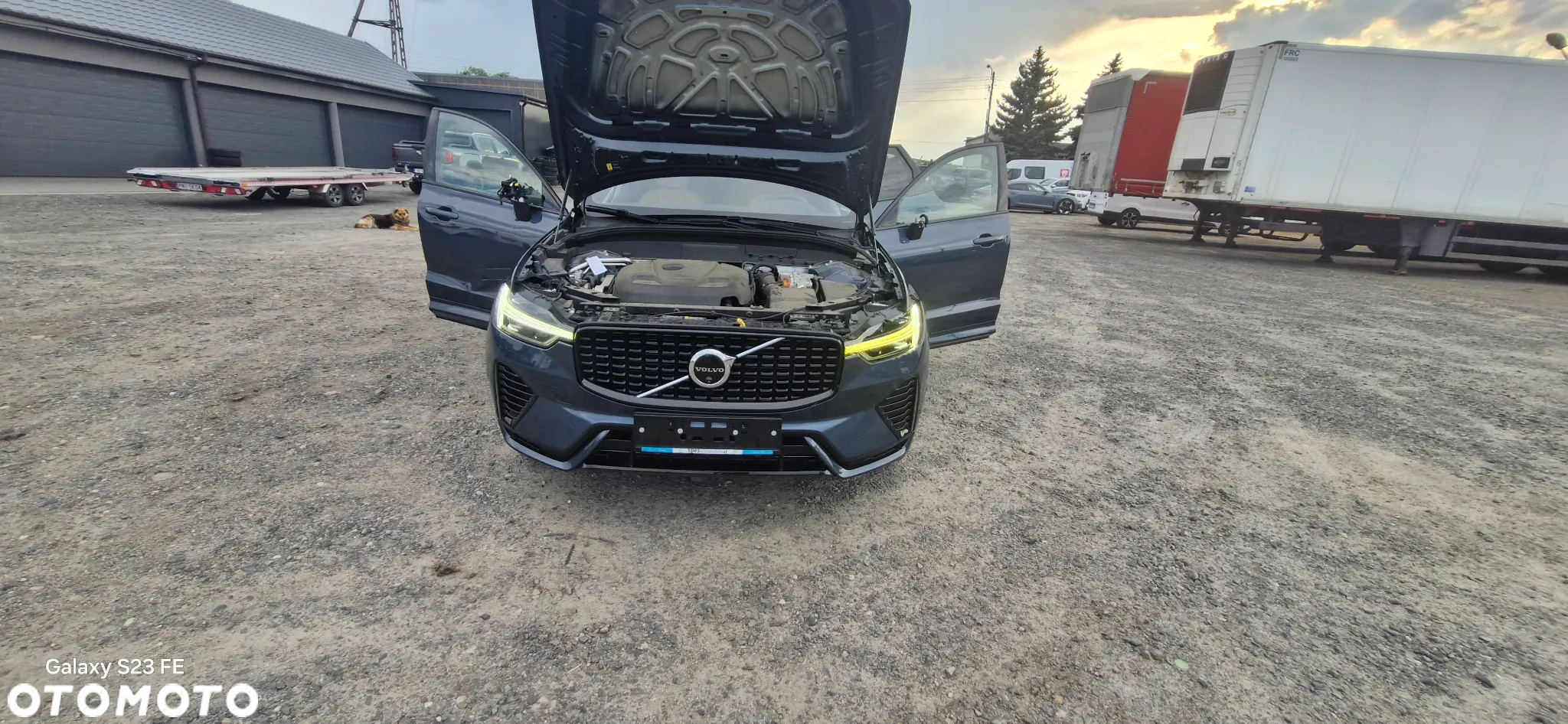 Volvo XC 60 T8 AWD Plug-in Hybrid Plus Black Edition - 36