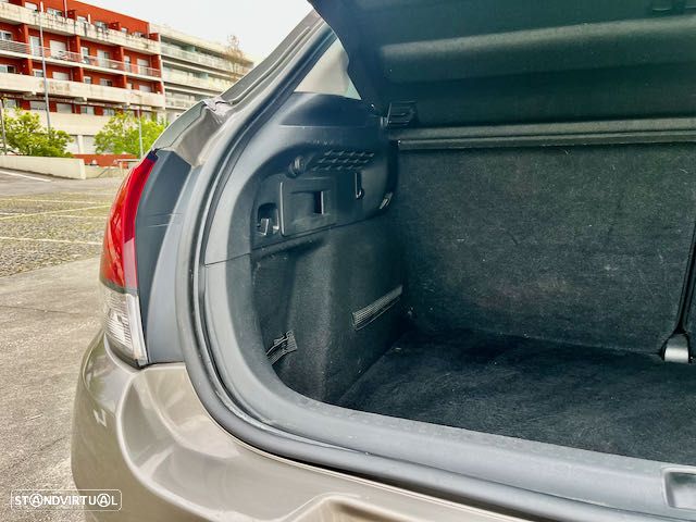 Citroën C4 1.2 PureTech Feel - 21