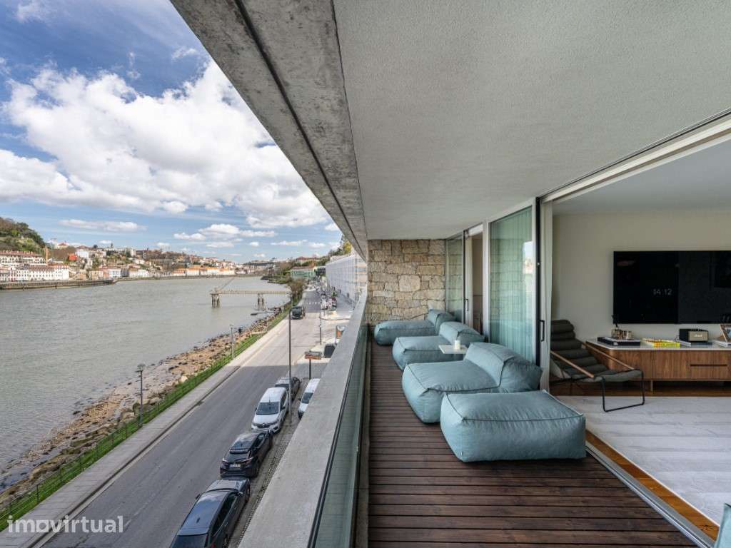 T3, como novo, vista rio no Cais do Cavaco - Grande imagem: 5/41
