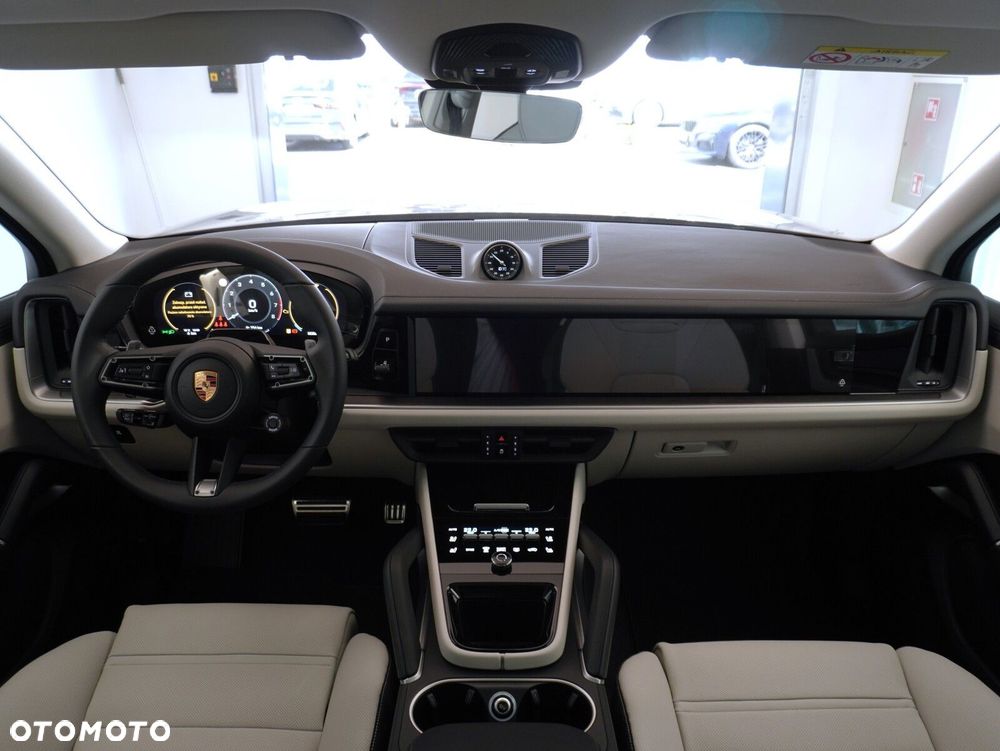 Porsche Cayenne Black Edition - 36