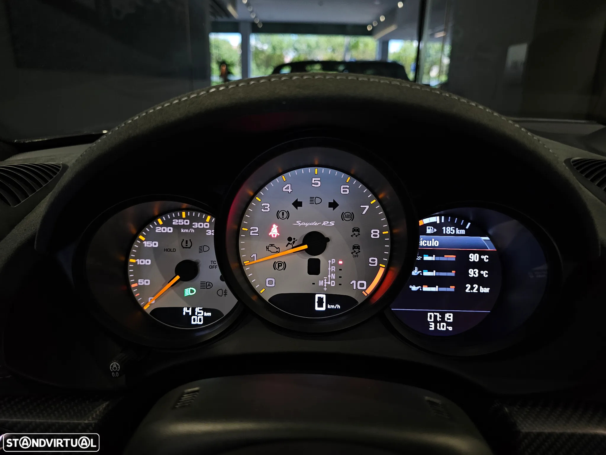 Porsche 718 Spyder - 29
