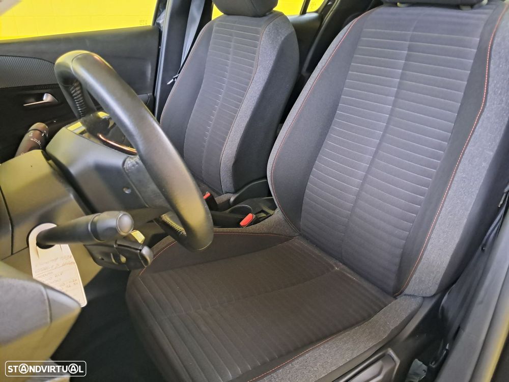 Peugeot 208 1.2 PureTech Active - 11