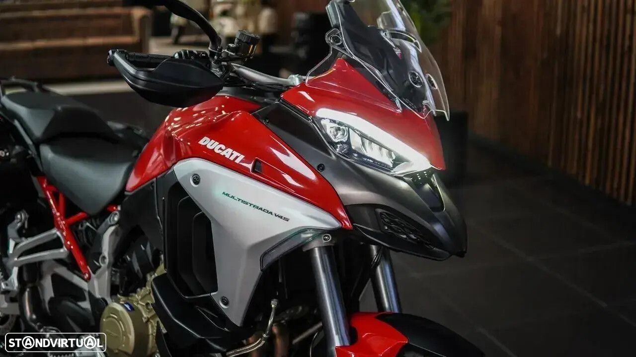 Ducati Multistrada - 4