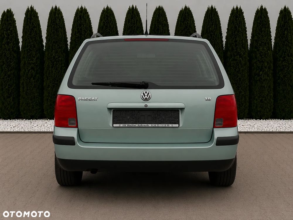 Volkswagen Passat 1.8 Comfortline - 6