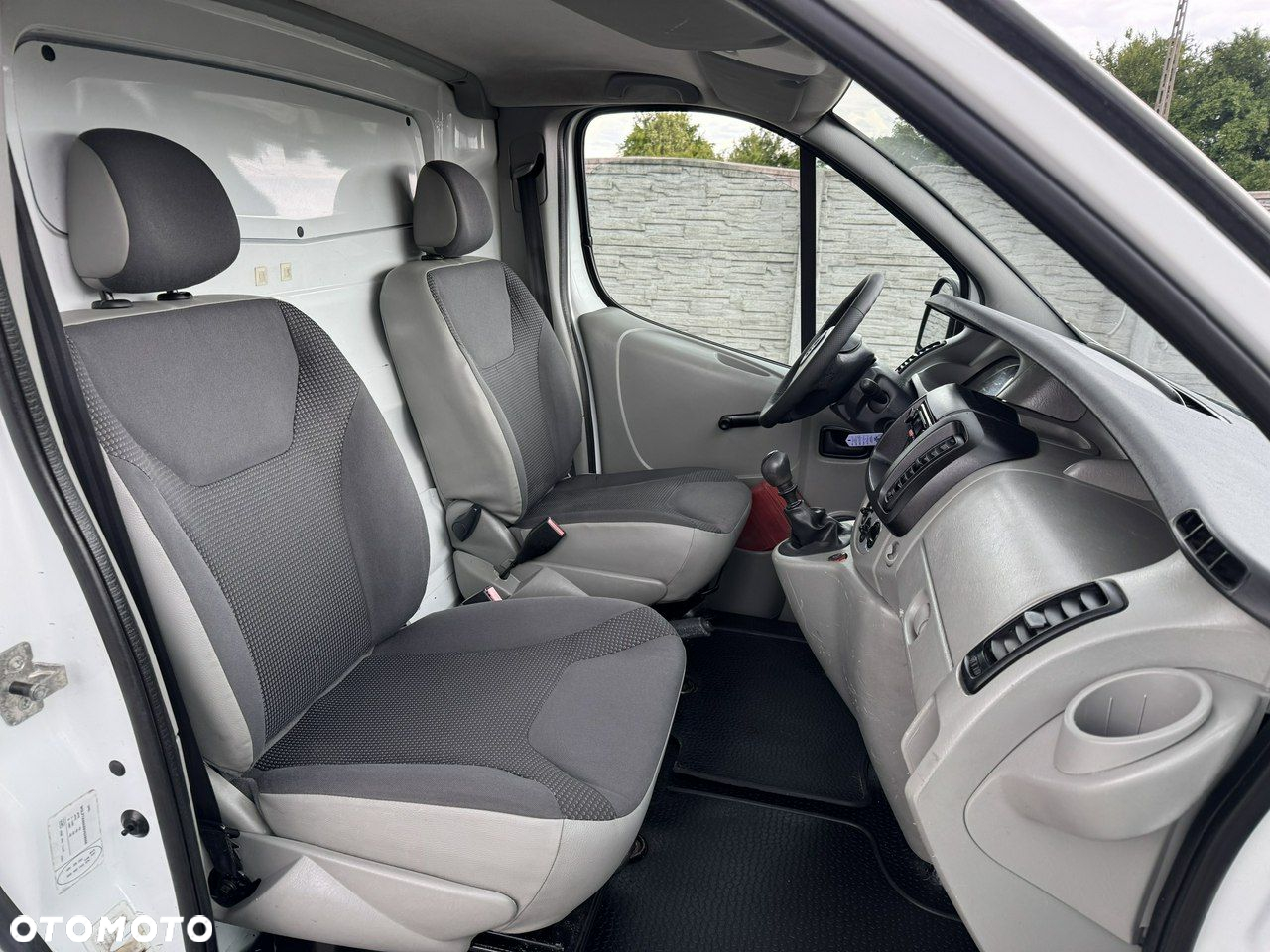 Opel Vivaro - 12