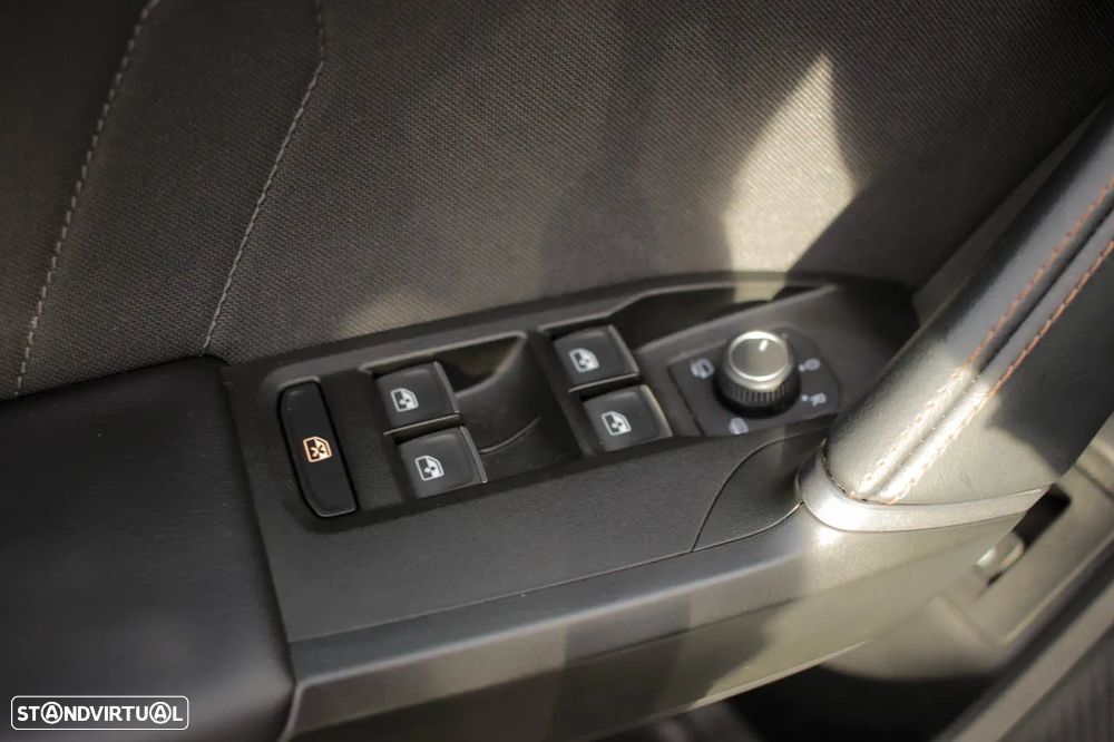 Cupra Leon ST 1.4 e-Hybrid DSG - 10