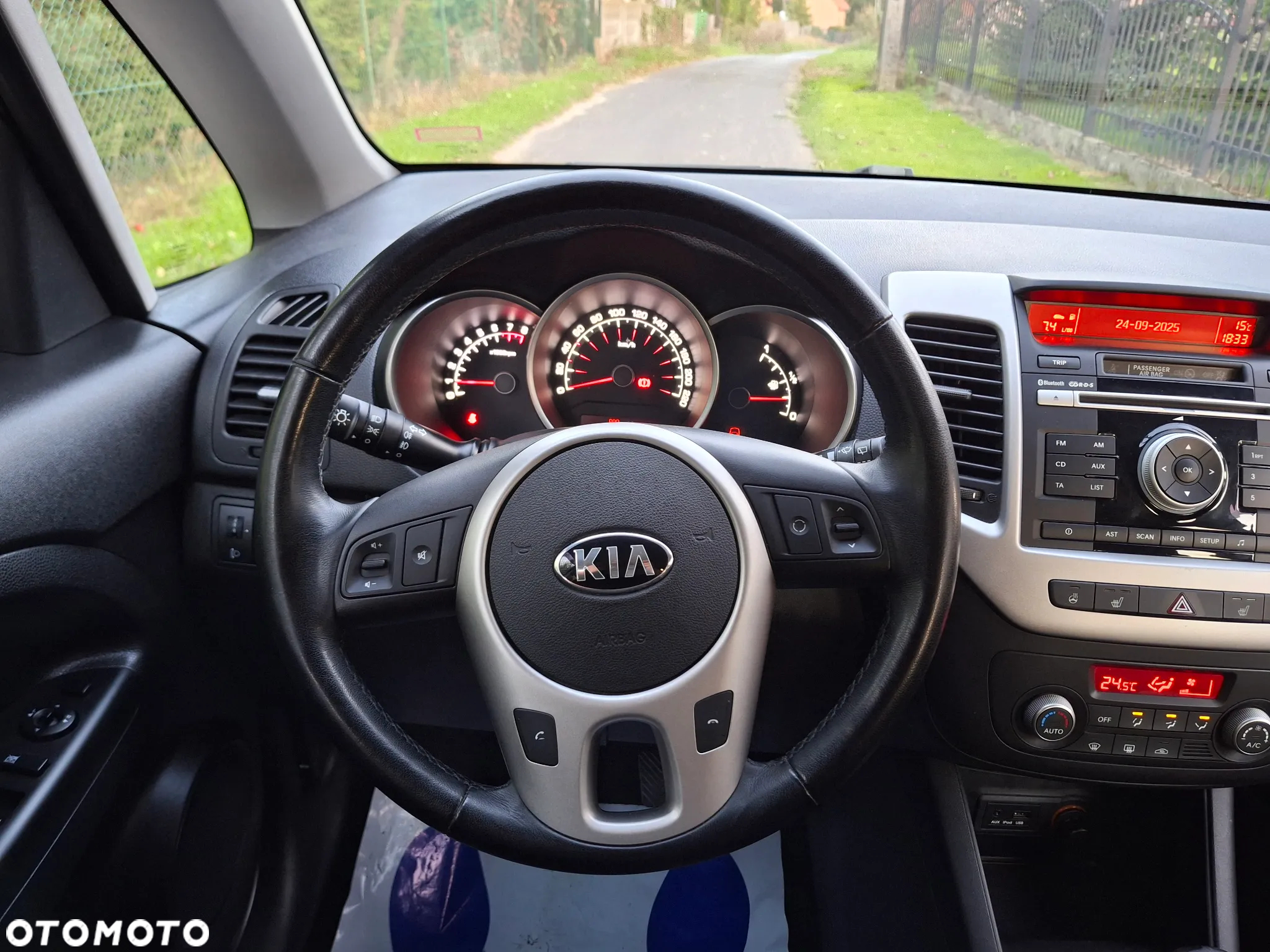 Kia Venga 1.4 CVVT Fifa World Cup Edition - 8