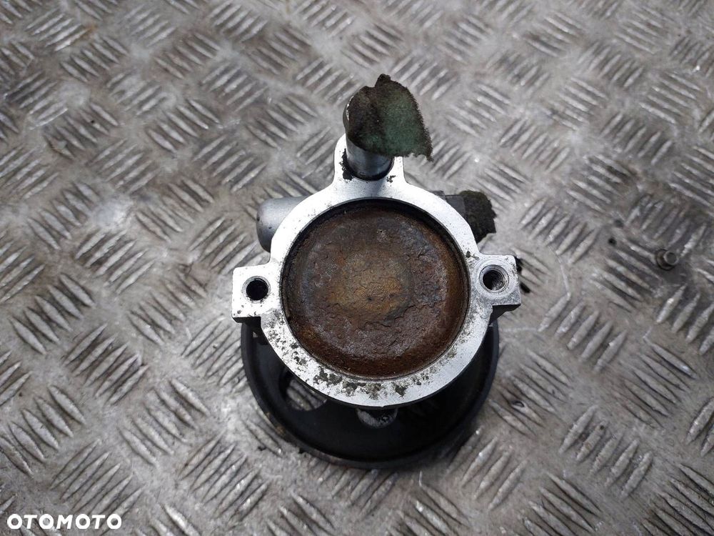 POMPA WSPOMAGANIA RENAULT TRAFIC II 1.9 DCI - 4