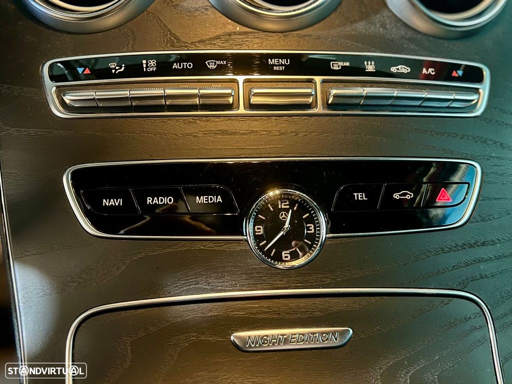 Mercedes-Benz C 300 - 13