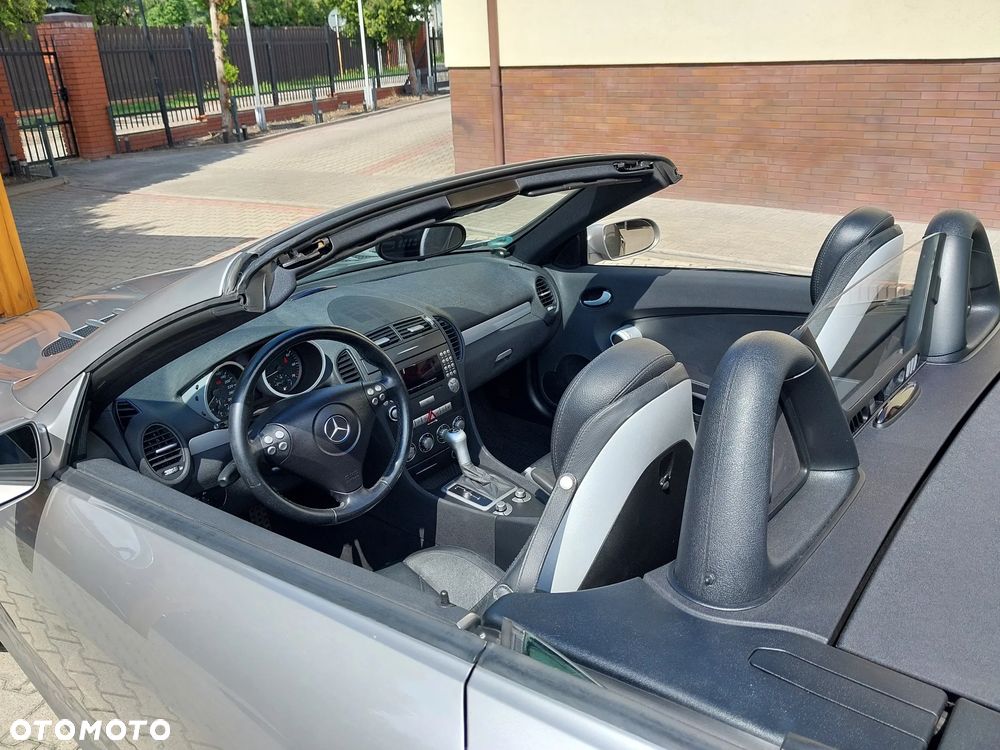 Mercedes-Benz SLK - 17