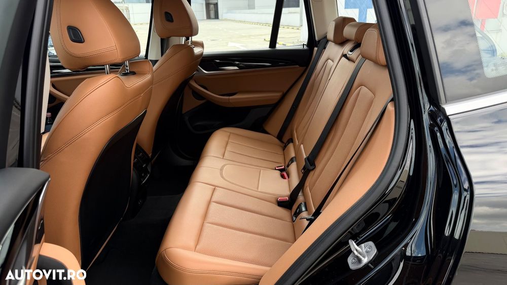 BMW X3 xDrive20i AT xLine - 8