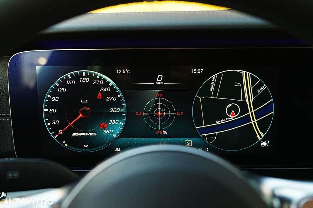 Mercedes-Benz AMG GT 4-door Coupe 63 4Matic Speedshift MCT 9G - 28