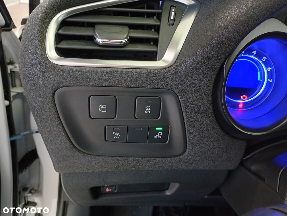 Citroën C4 1.2 PureTech Feel - 29
