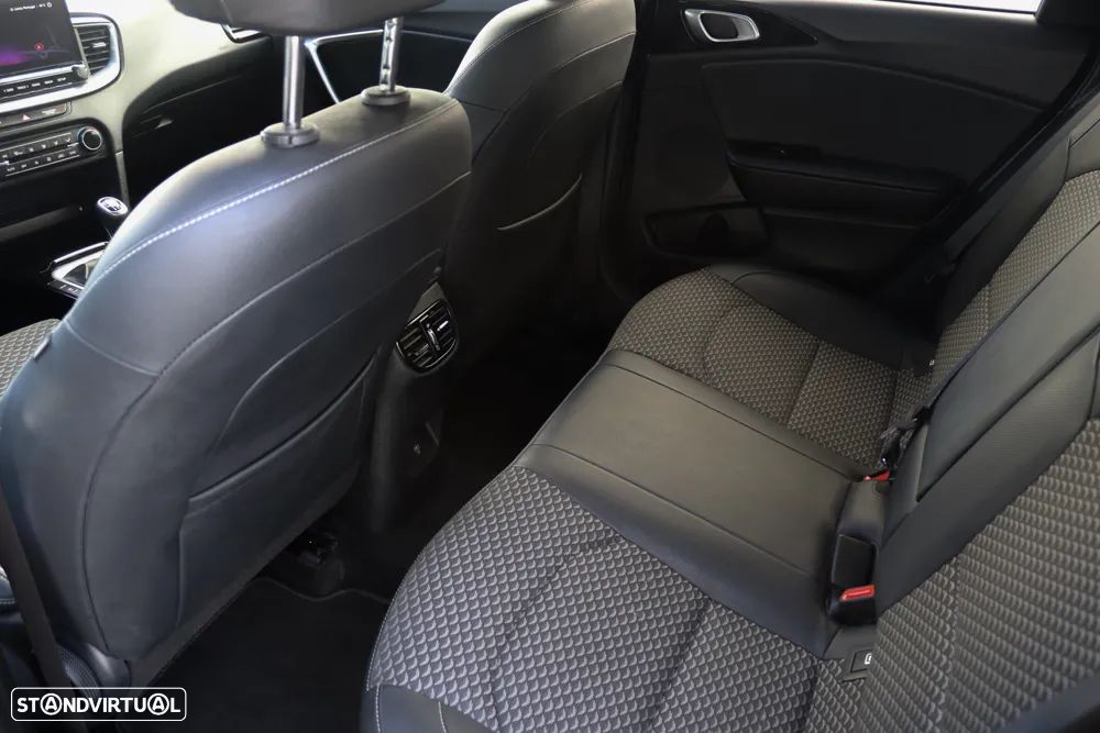 Kia Ceed 1.0 T-GDI Drive - 24