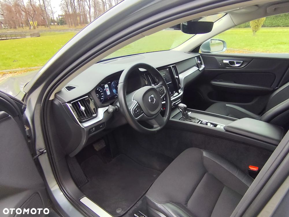 Volvo V60 D3 Geartronic Momentum - 21