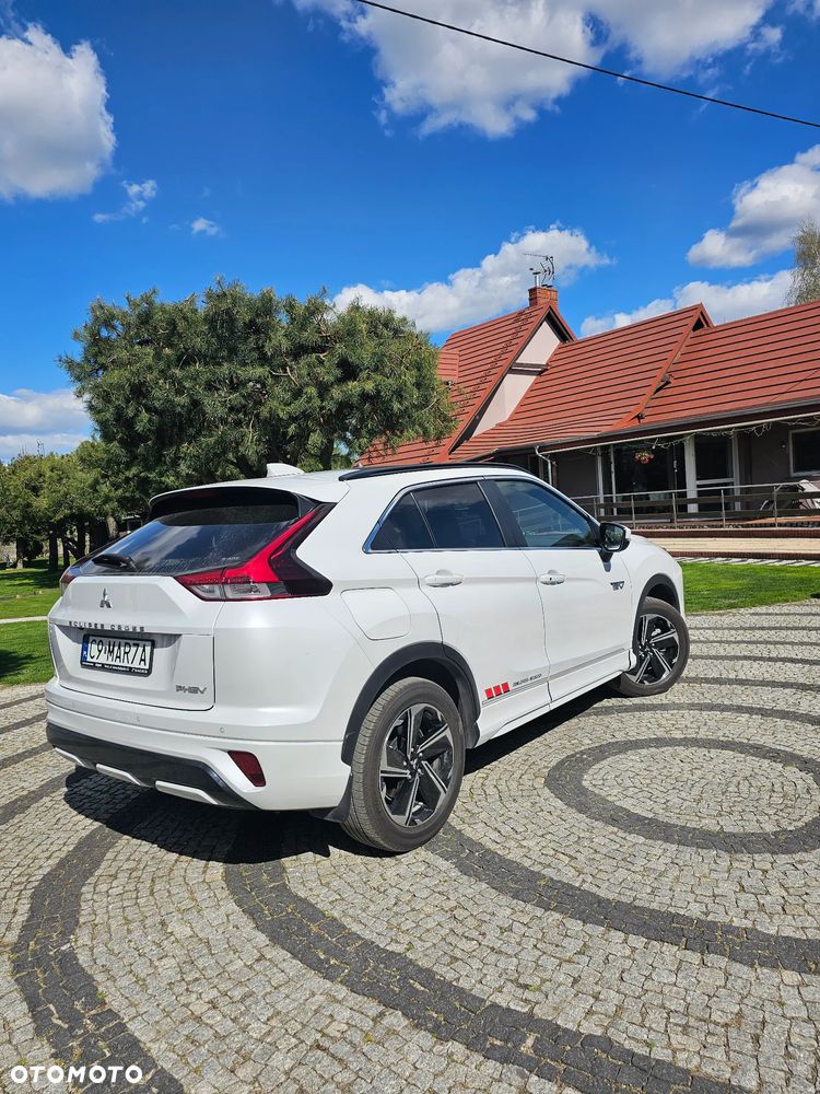 Mitsubishi Eclipse Cross 2.4 PHEV Blue Sky - 4