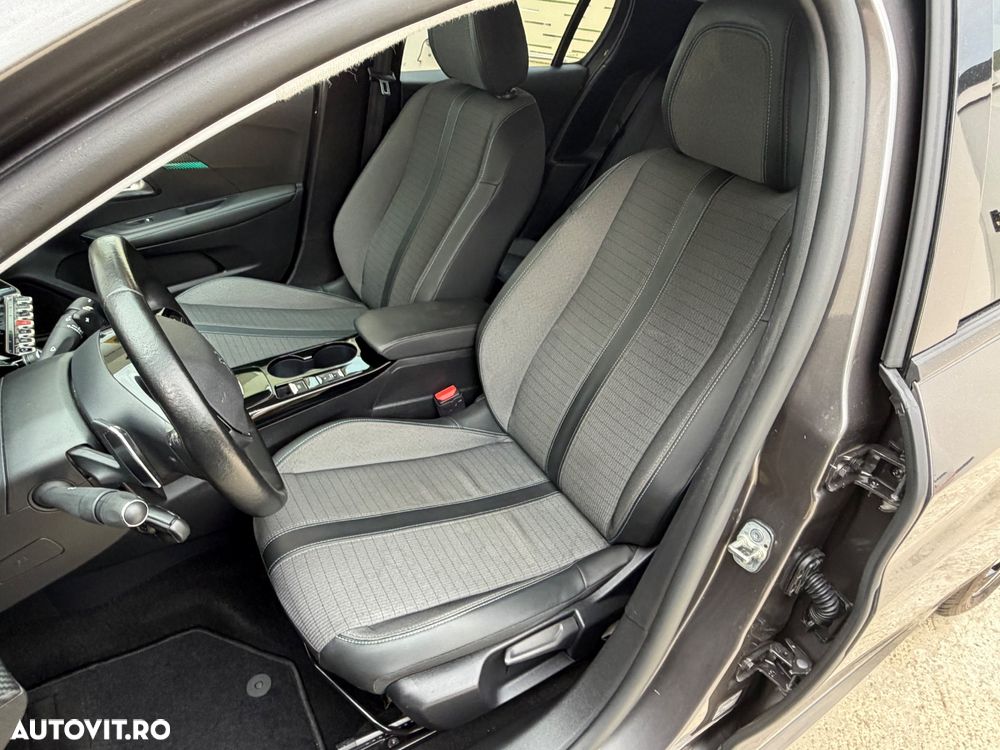 Peugeot 208 1.2 L PureTech STT EAT8 GT Pack - 15