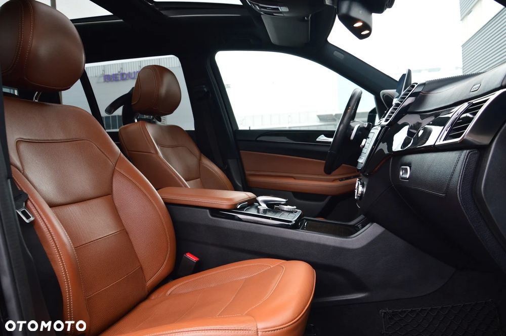 Mercedes-Benz GLS 350 d 4-Matic - 22