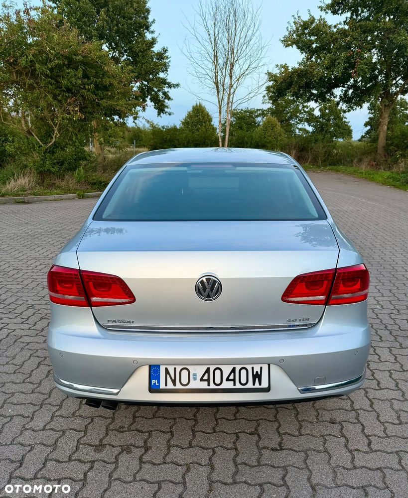 Volkswagen Passat 2.0 TDI Comfortline - 7