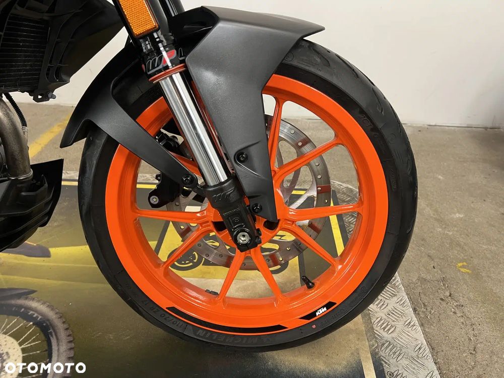 KTM Duke - 7