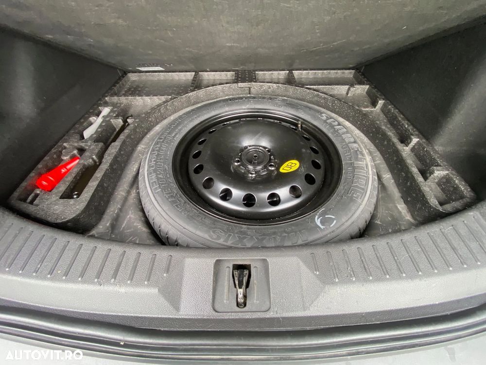 Ford Kuga 2.0 TDCi Powershift 4WD Titanium - 10