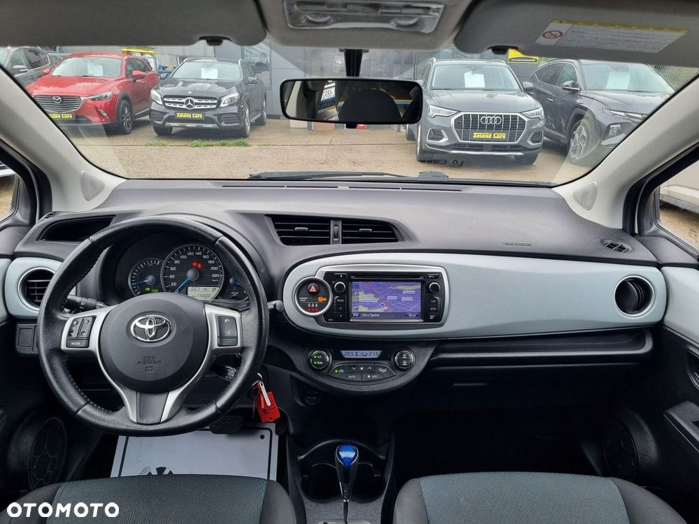 Toyota Yaris 1.5 VVT-i Selection - 14