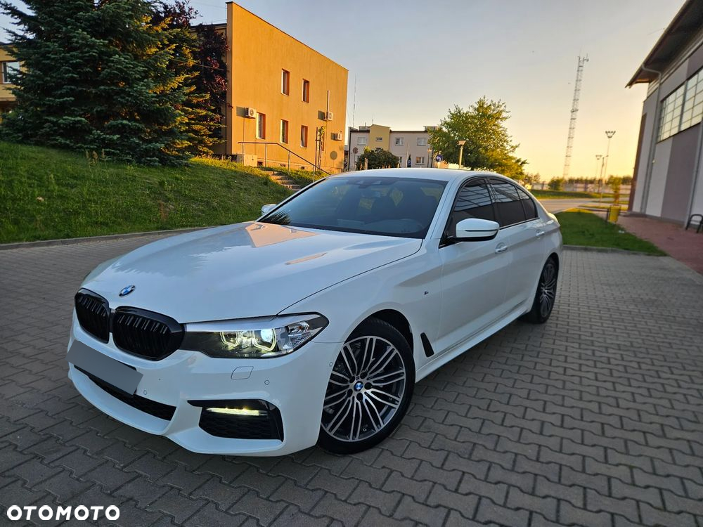BMW Seria 5 520d xDrive M Sport sport - 2