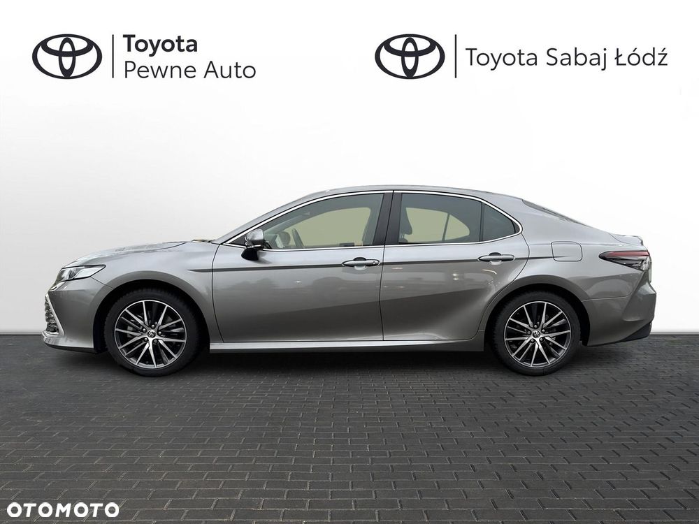 Toyota Camry 2.5 Hybrid Prestige CVT - 2