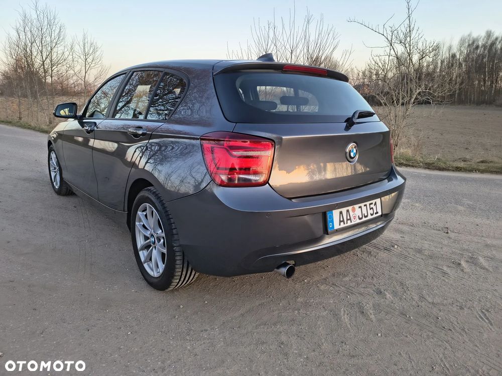 BMW Seria 1 118i - 4