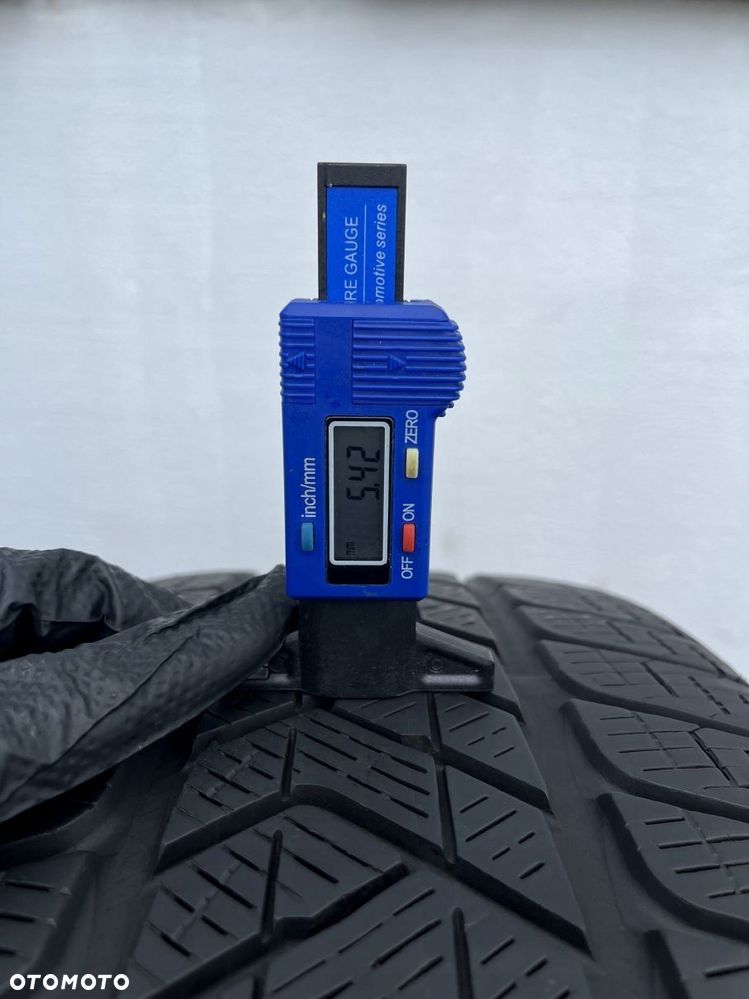 235/60/18 107H PIRELLI SCORPION WINTER - 6