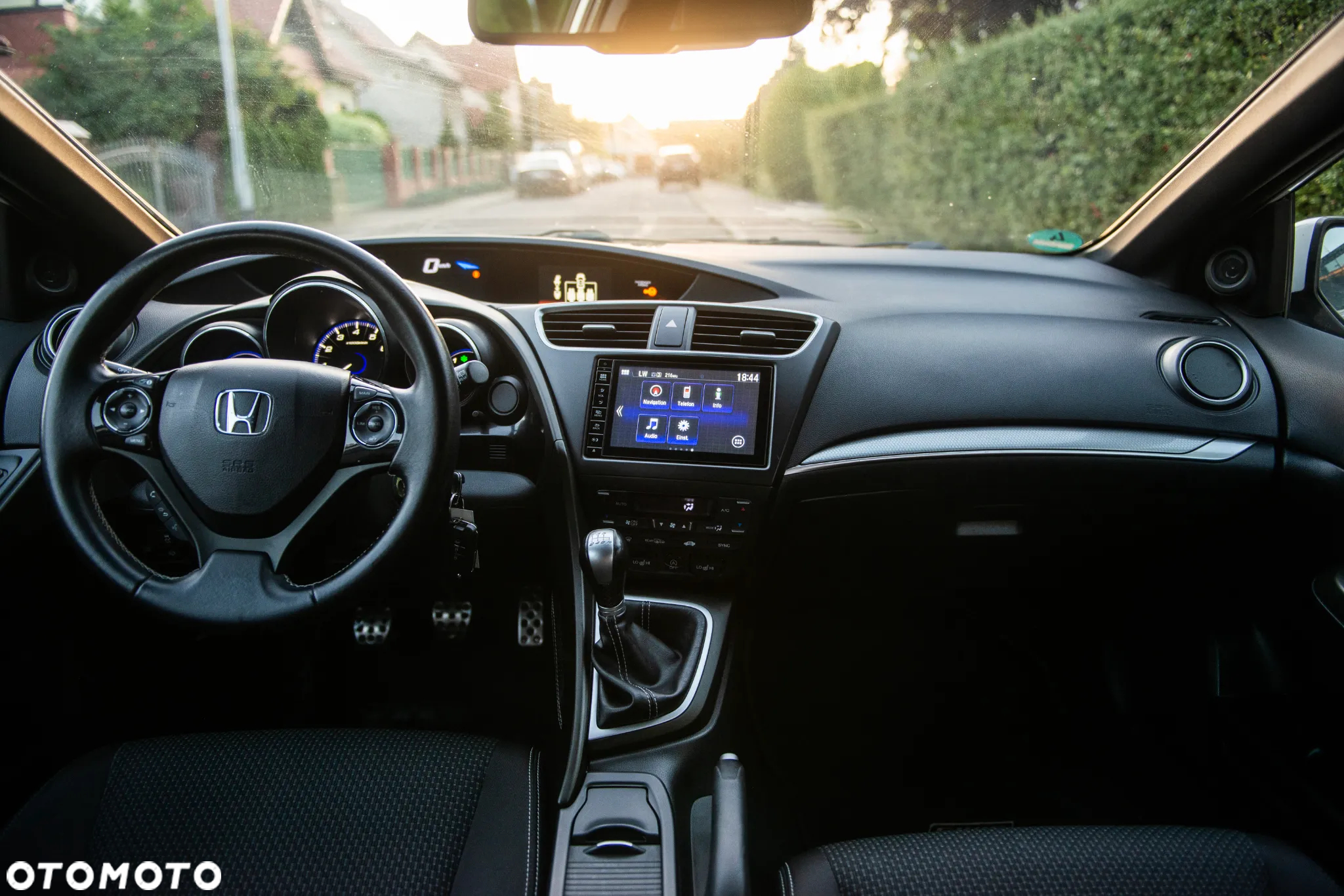 Honda Civic 1.8 i-VTEC Executive - 30