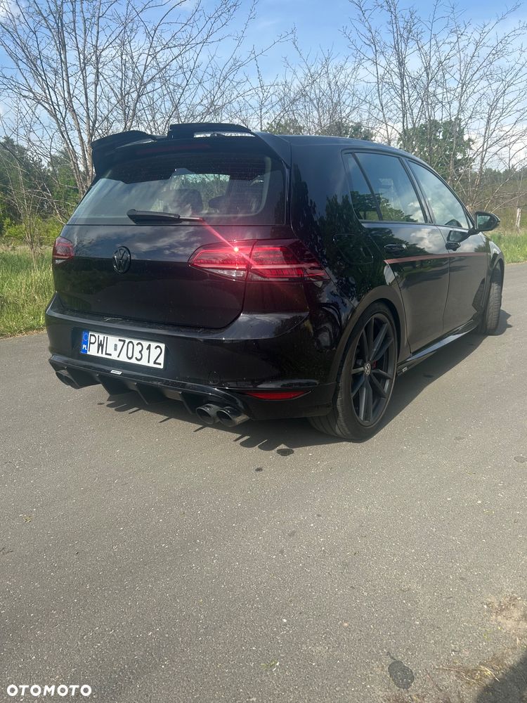 Volkswagen Golf - 25
