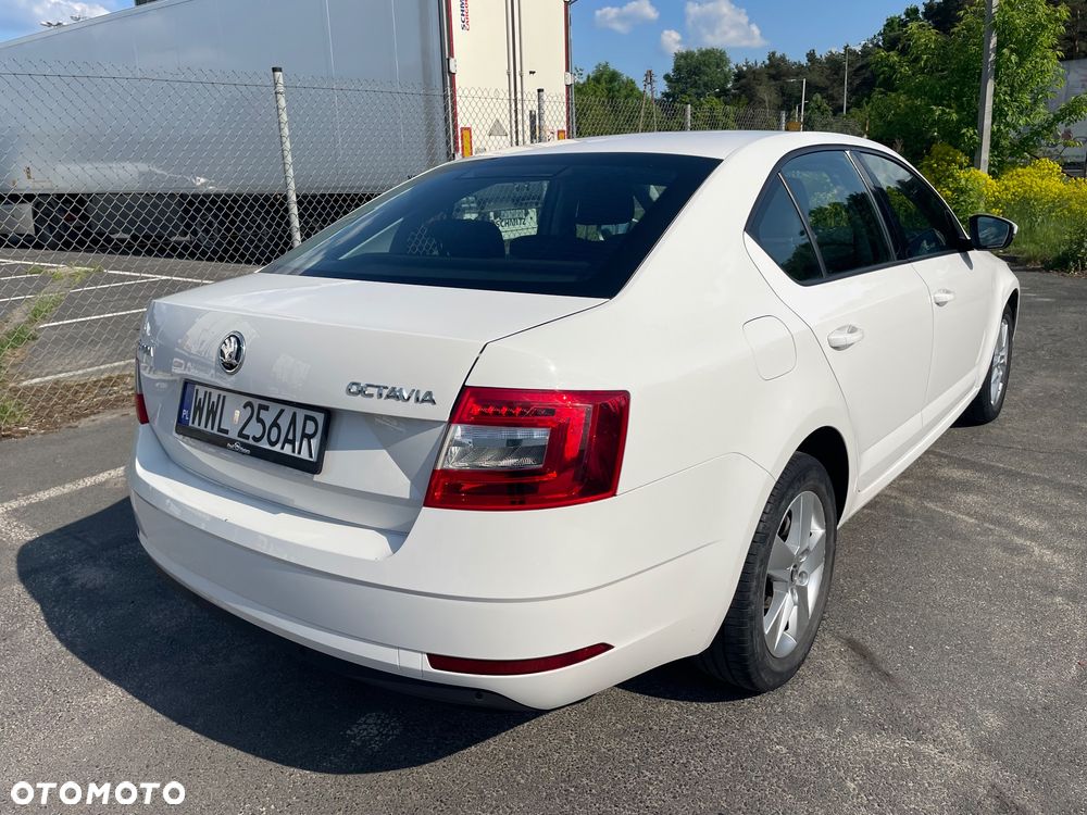 Skoda Octavia 1.6 TDI SCR Ambition - 4