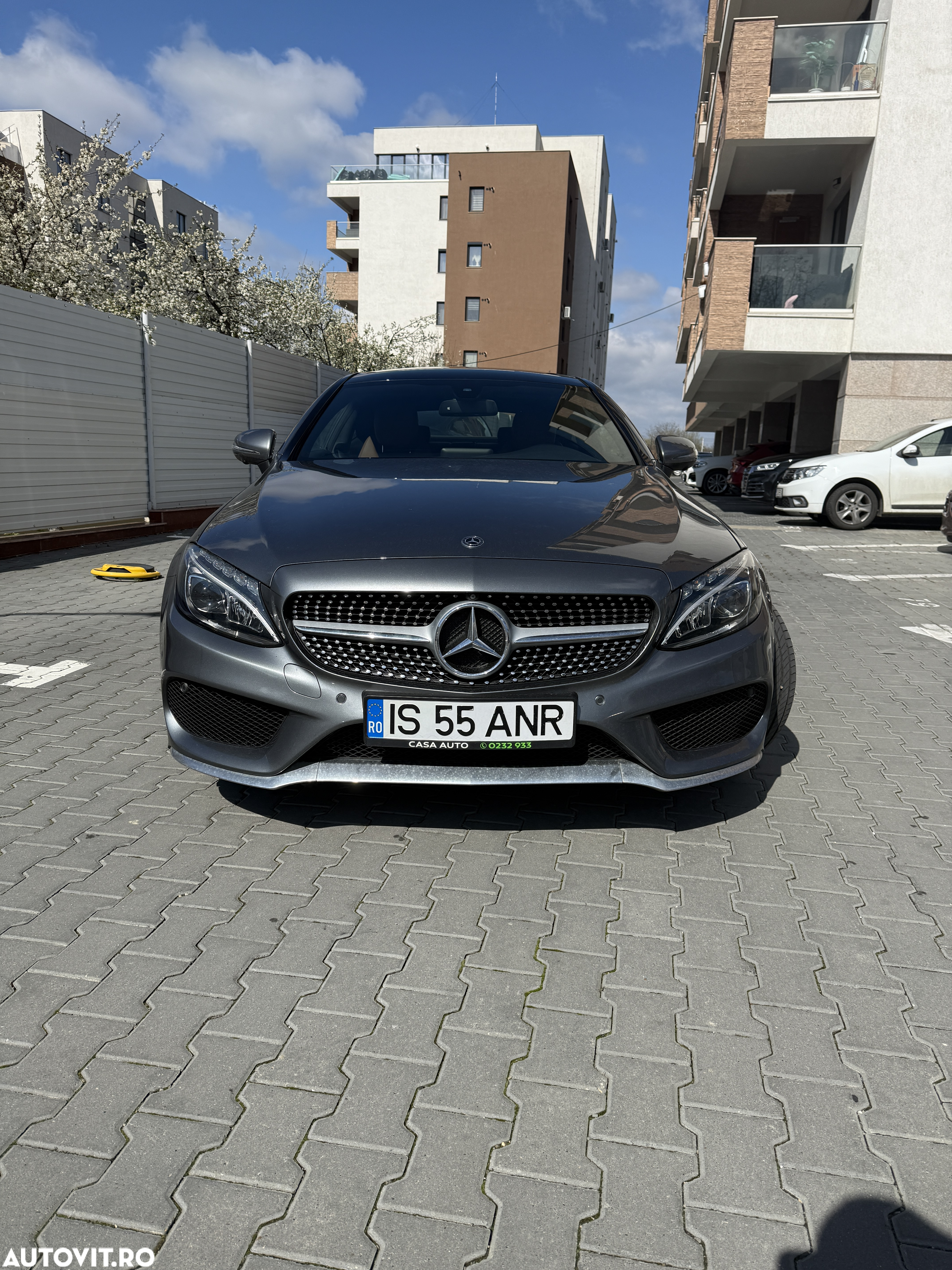 Mercedes-Benz C 200 Coupe 4Matic 9G-TRONIC AMG Line - 2