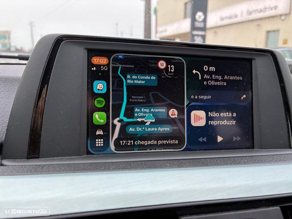 BMW 318 d Line Sport - 29