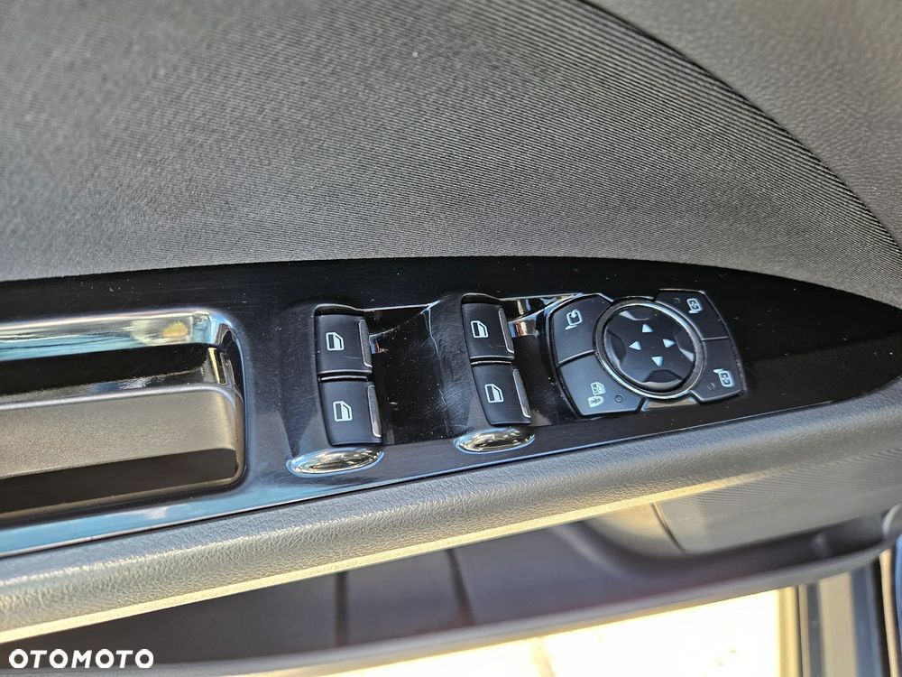 Ford Mondeo 2.0 EcoBlue Edition - 23