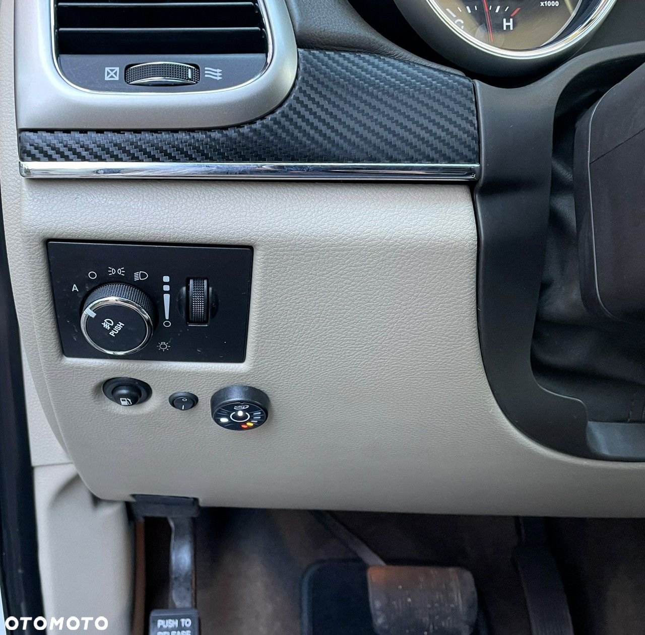 Jeep Grand Cherokee - 14