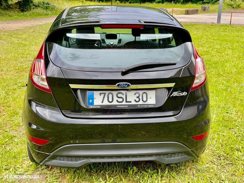Ford Fiesta 1.5 TDCi STLine - 38